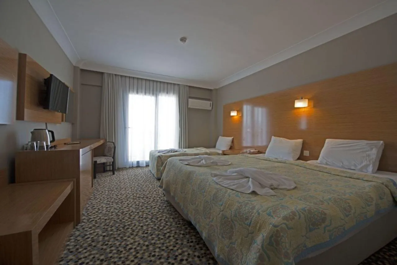 Ada Newday Resort Kusadası 4*,